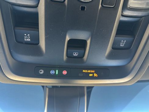 Used 2021 GMC Yukon SLT w/ SLT Luxury Plus Package image 27