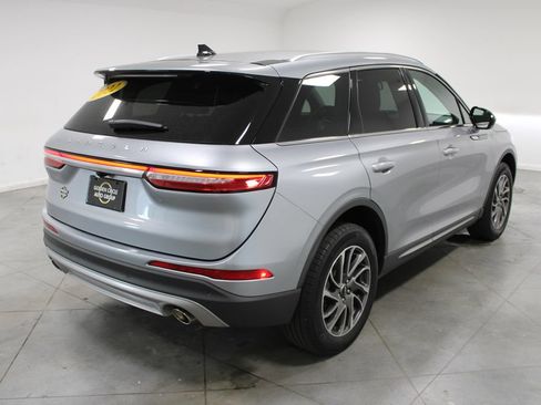 Used 2022 Lincoln Corsair AWD w/ Equipment Group 101A image 9