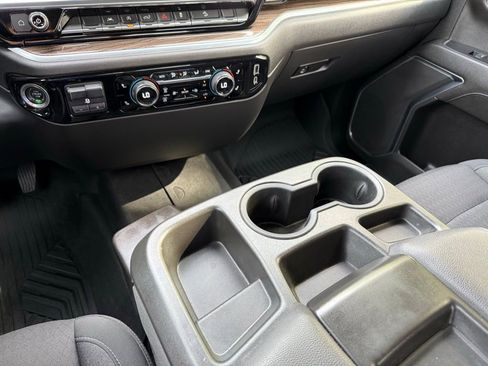 Used 2022 Chevrolet Silverado 1500 RST image 23