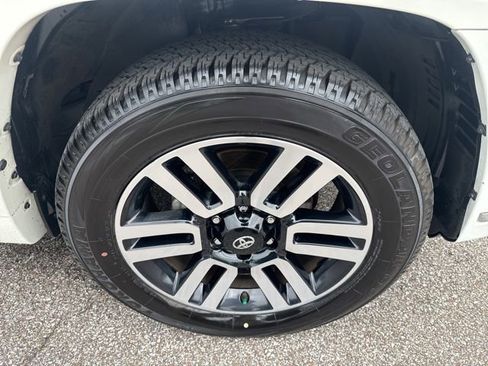 Used 2023 Toyota 4Runner Limited AWD/4WD image 13