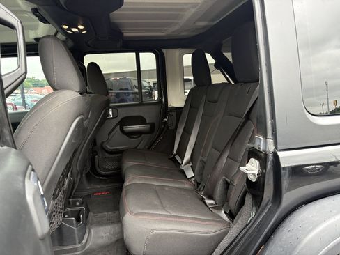 Used 2020 Jeep Wrangler Unlimited Rubicon AWD/4WD image 36