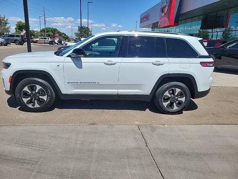 Used 2024 Jeep Grand Cherokee Limited 4xe AWD/4WD image 4
