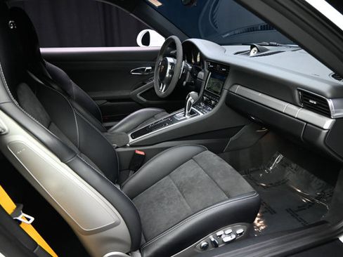 Used 2015 Porsche 911 GT3 image 62