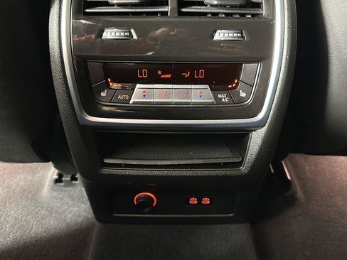 Used 2025 BMW X5 xDrive40i w/ Executive Package AWD/4WD image 27