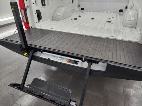 Used 2022 Ford F350 Lariat w/ Lariat Ultimate Package image 27