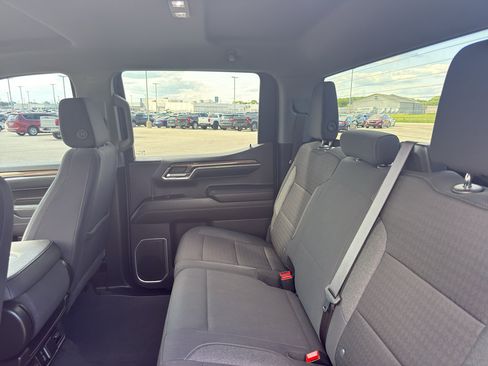 Used 2024 Chevrolet Silverado 1500 RST w/ Redline Edition AWD/4WD image 34
