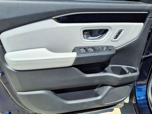 Used 2024 Honda Pilot EX-L image 21