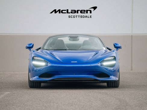 Used 2024 McLaren 750S Spider image 15