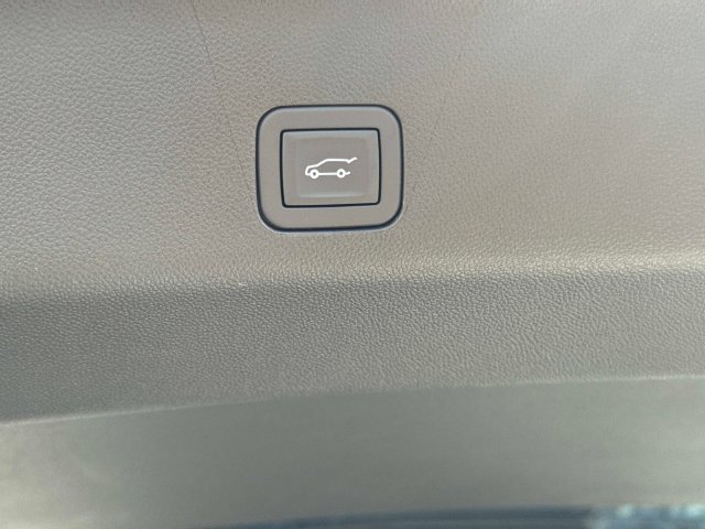 New 2027 GMC Yukon Elevation w/ Elevation Premium Package RWD image 12