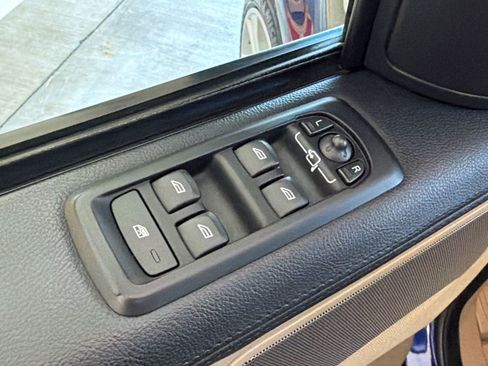 Used 2011 Land Rover Range Rover Sport HSE AWD/4WD image 27
