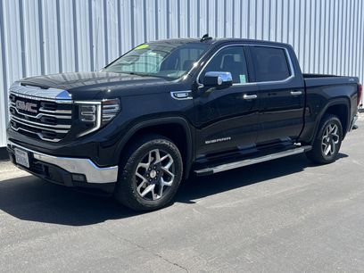 Used 2024 GMC Sierra 1500 SLT w/ SLT Premium Plus Package