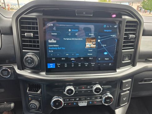 Used 2025 Ford F150 Lariat AWD/4WD image 38