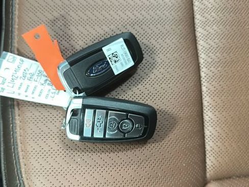 Used 2025 Ford F150 King Ranch AWD/4WD image 37
