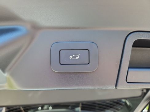 New 2026 Land Rover Range Rover Velar Belgravia AWD/4WD image 14