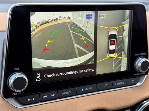 New 2025 Nissan Sentra SV w/ SV Premium Package image 15