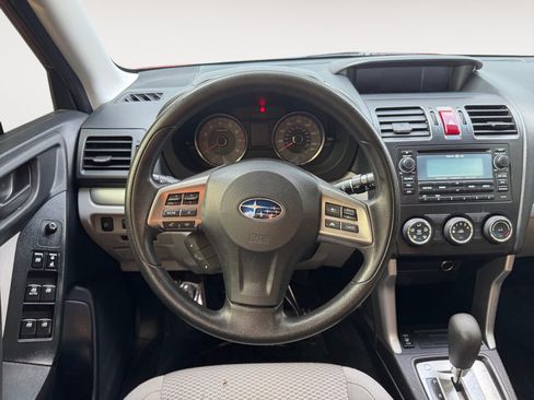 Used 2015 Subaru Forester 2.5i Premium AWD/4WD image 12