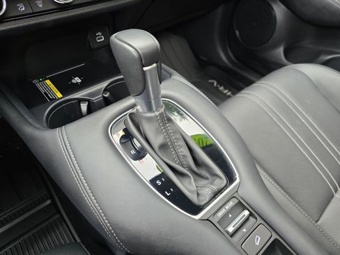 Certified 2024 Honda HR-V EX-L image 34