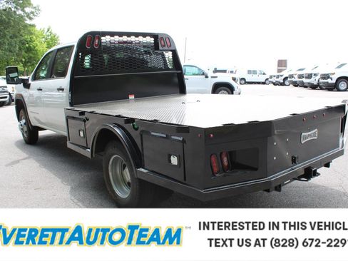 New 2025 GMC Sierra 3500 Pro w/ Convenience Package image 1