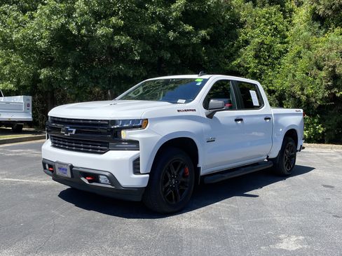 Used 2022 Chevrolet Silverado 1500 RST w/ Redline Edition AWD/4WD image 5