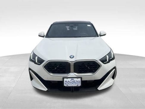 Used 2026 BMW X2 xDrive28i AWD/4WD image 9