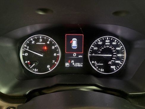 Used 2022 Subaru Outback Premium image 11