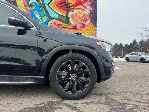 Used 2022 Mercedes-Benz GLE 350 4MATIC w/ Premium Package image 16