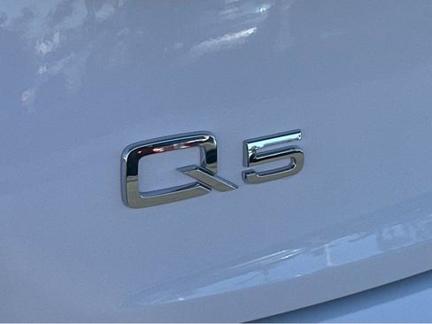 Used 2022 Audi Q5 2.0T Premium Plus image 42