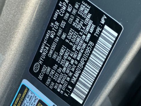 Used 2023 Genesis GV70 2.5T w/ Sport Prestige Package image 31