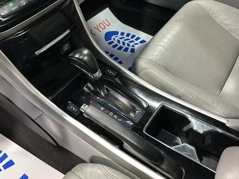 Used 2016 Honda Accord EX-L image 24