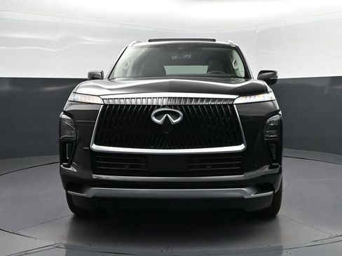 New 2026 INFINITI QX80 Luxe image 10