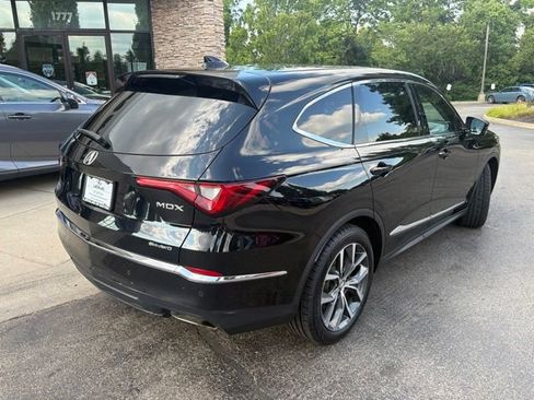 Used 2024 Acura MDX SH-AWD w/ Technology Package image 7