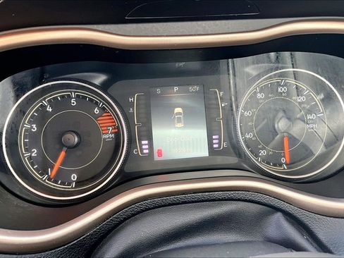 Used 2016 Jeep Cherokee Latitude image 28