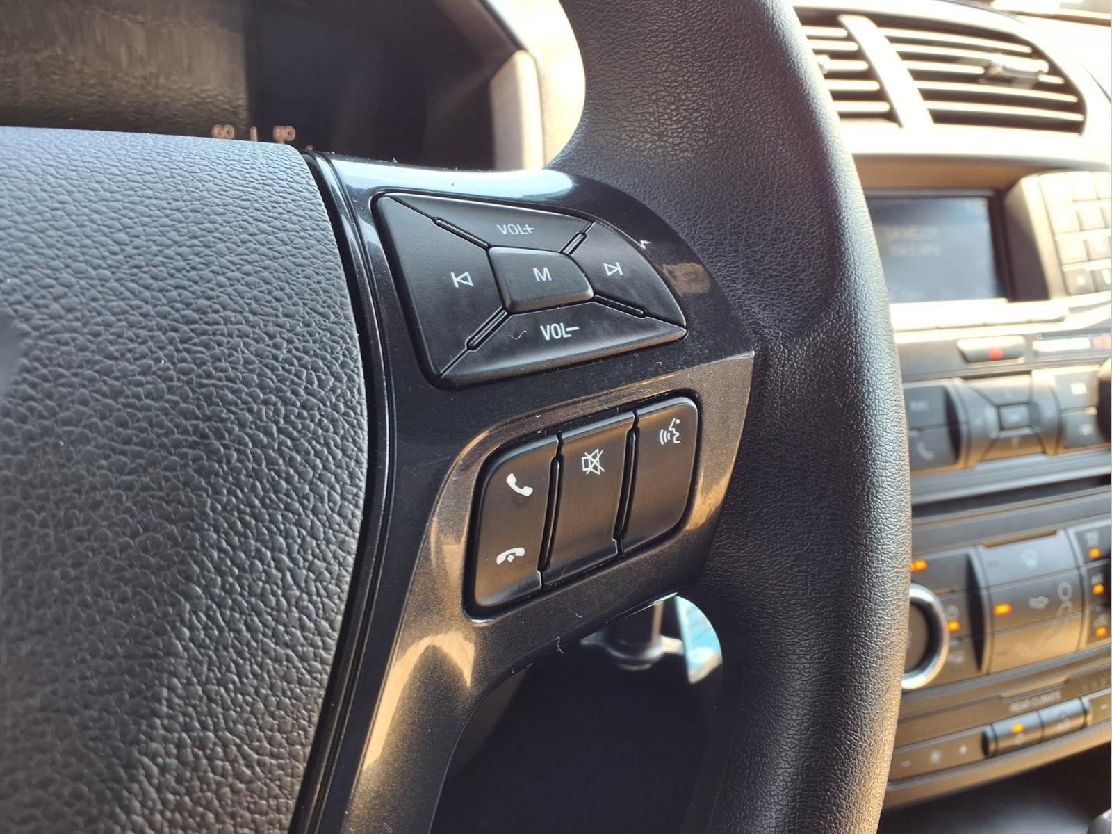 Used 2017 Ford Explorer FWD image 22