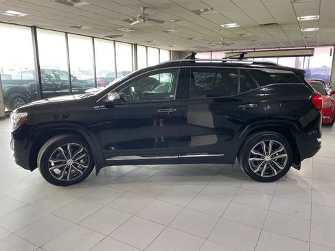 Used 2019 GMC Terrain Denali w/ Driver Alert Package II image 4