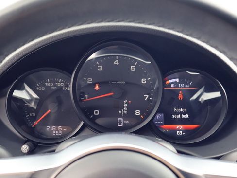 Certified 2023 Porsche 718 Boxster RWD image 17
