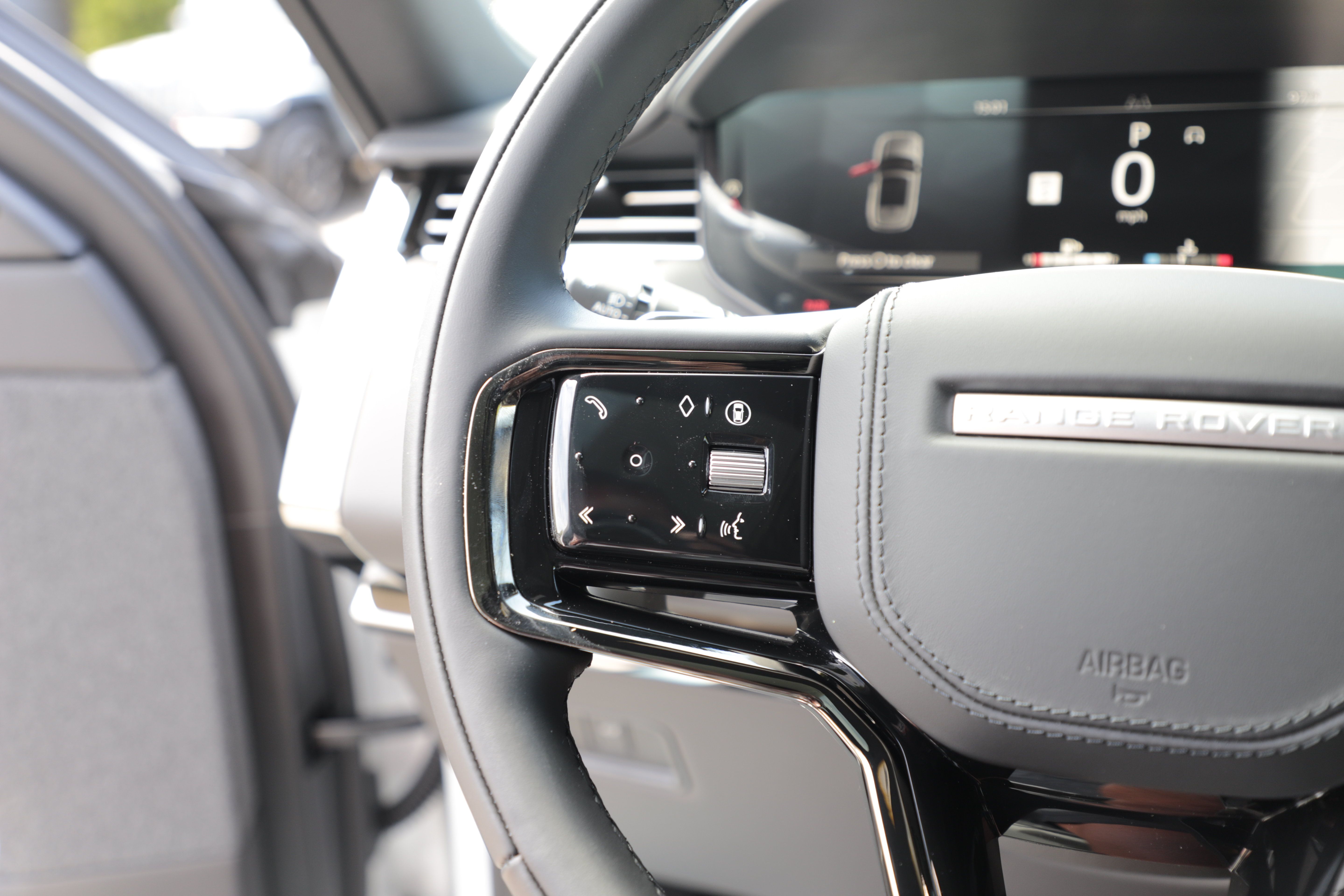 New 2026 Land Rover Range Rover Sport Dynamic SE AWD/4WD image 25