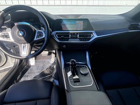 Used 2021 BMW 430i xDrive Coupe w/ M Sport Package image 19