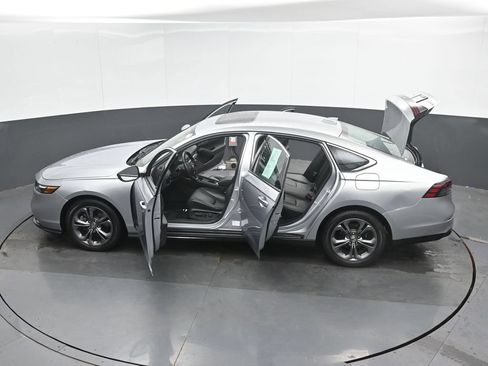 Used 2024 Honda Accord EX-L image 49