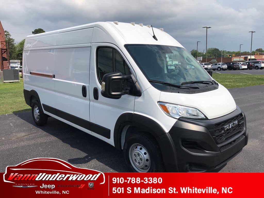 Used 2023 RAM ProMaster 2500 FWD image 1
