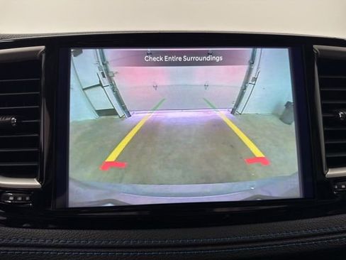 Used 2021 Chrysler Pacifica Touring-L w/ Uconnect Theater Family Group image 41