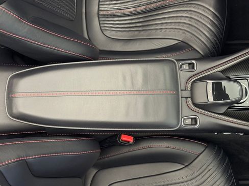 Used 2023 Aston Martin DB11 Volante image 67