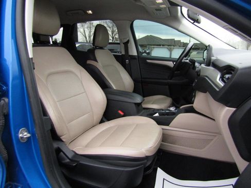 Used 2021 Ford Escape SEL image 28