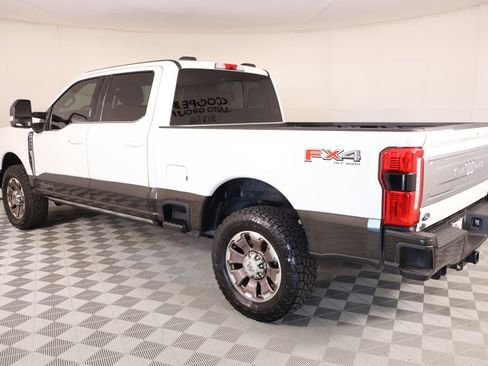 Used 2024 Ford F250 King Ranch w/ FX4 Off-Road Package AWD/4WD image 24