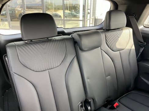 Used 2023 Hyundai Palisade Calligraphy image 27