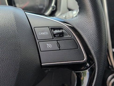 Used 2025 Mitsubishi Outlander Sport AWD image 21