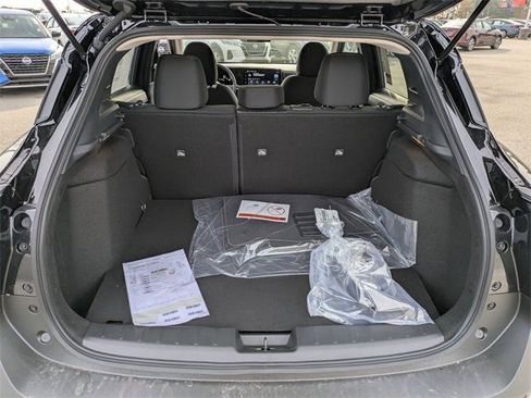 New 2026 Nissan Kicks SV w/ SV Premium Package image 27