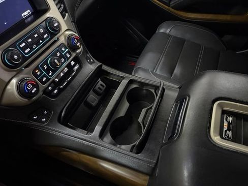 Used 2020 GMC Yukon Denali w/ Denali Ultimate Black Edition AWD/4WD image 77