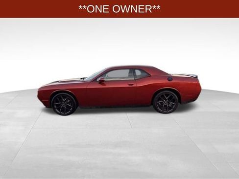 Used 2021 Dodge Challenger SXT w/ Blacktop Package image 4
