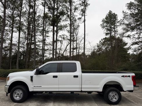 Used 2019 Ford F250 XL w/ XL Value Package image 3