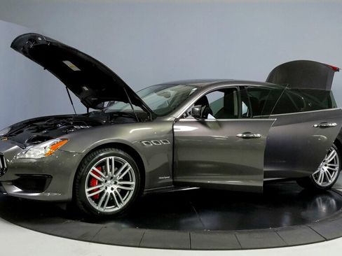 Used 2017 Maserati Quattroporte S GranSport image 11